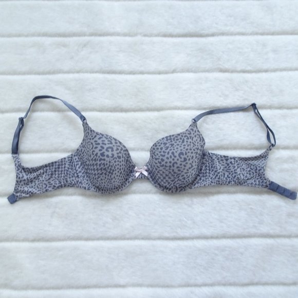 Victoria's Secret Other - Victoria's Secret Gray Bra 32C